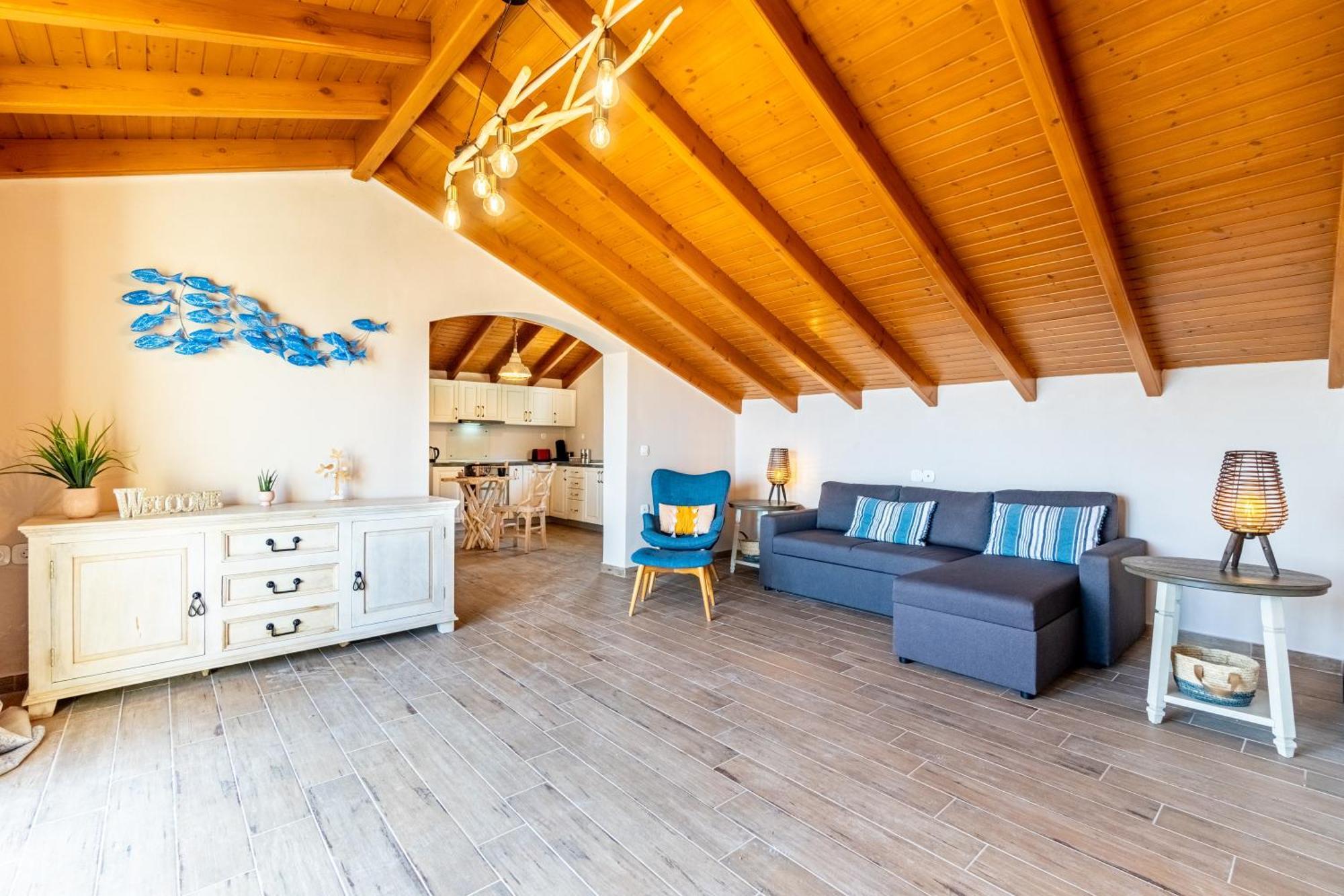 Konstantina Lulas Penthouse Apartment Petriti (Corfu)